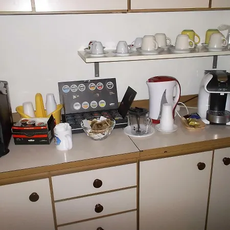 Bed and Breakfast Victoria 3*